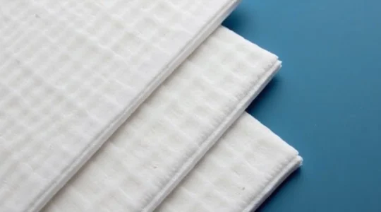 les-bons-gestes-pour-nettoyer-les-filtres-de-climatisation-sans-les-endommager